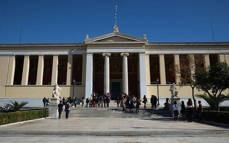 希腊高校今起陆续开学 教育部：学生在校园内必须佩戴口罩