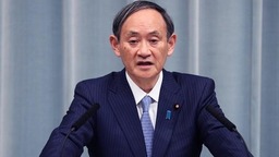 日韩首脑举行会谈 双方就疫情和双边关系等交换意见