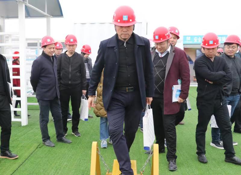 陕西省文明工地观摩会走进中建八局西安奥体中心主体育场项目