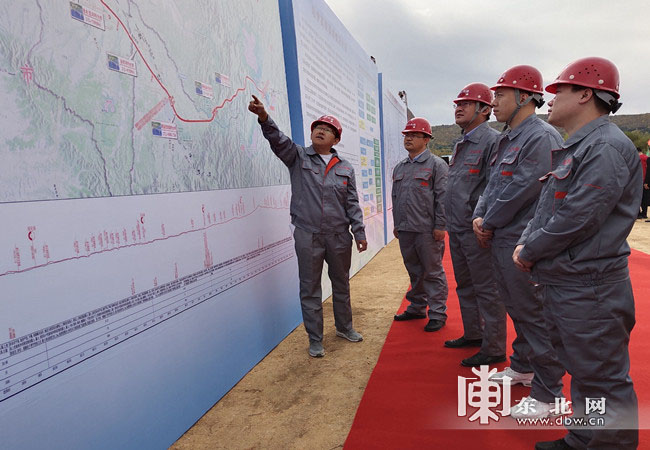 哈尔滨至伊春高速铁路项目建设启动
