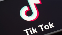 Tik Tok暂缓在美国下架 专家：巧取豪夺才是美国最终目的