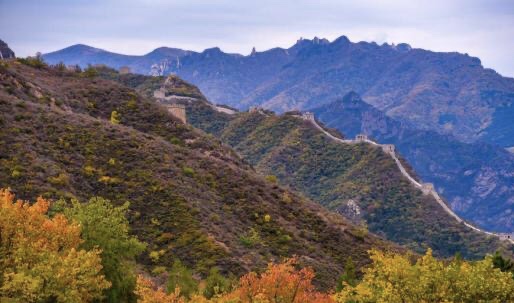 สัมผัสความสวยงามหลากสีของกำแพงเมืองจีนจินซานหลิ่ง_fororder_1013-5