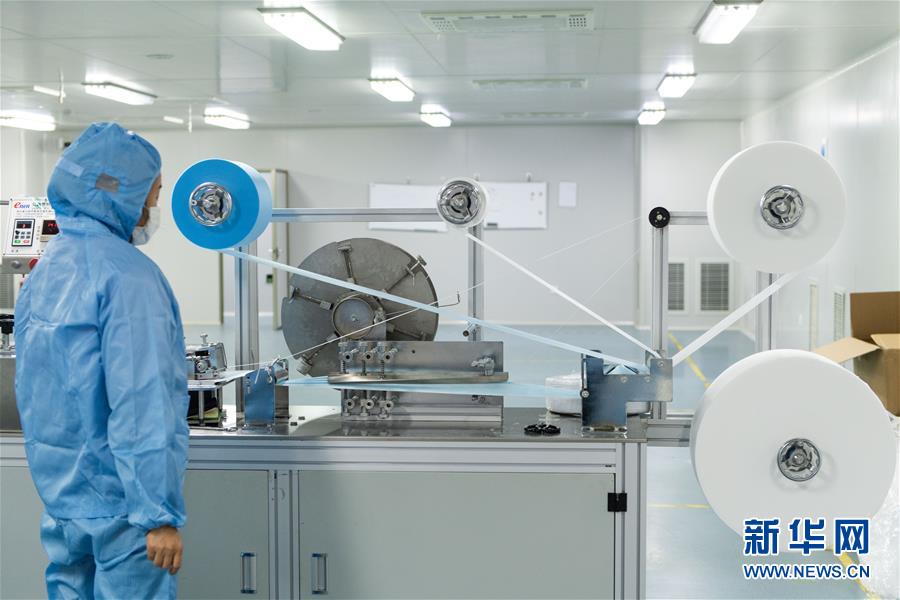 新华网■湖南常德：口罩赶制保供应