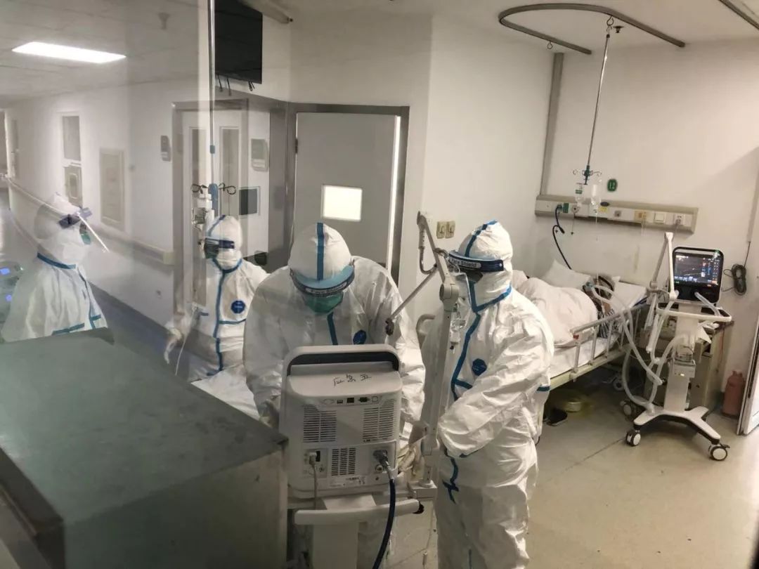 「经济日报」“婚礼取消，放弃休假、随时待命！”致敬最美逆行者