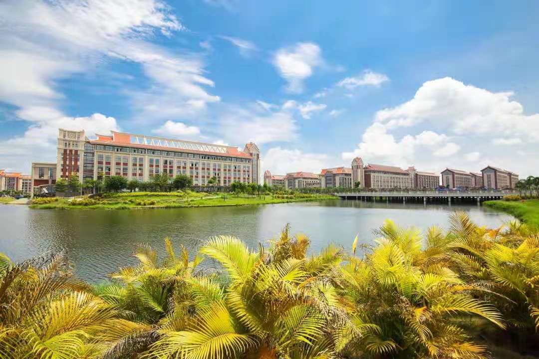 北部湾大学揭牌成立 着力特色海洋学科发展 北部湾大学揭牌成立 着力特色海洋学科发展