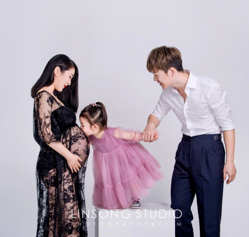 王栎鑫二胎儿子出生 朋友圈长文感谢老婆[1]