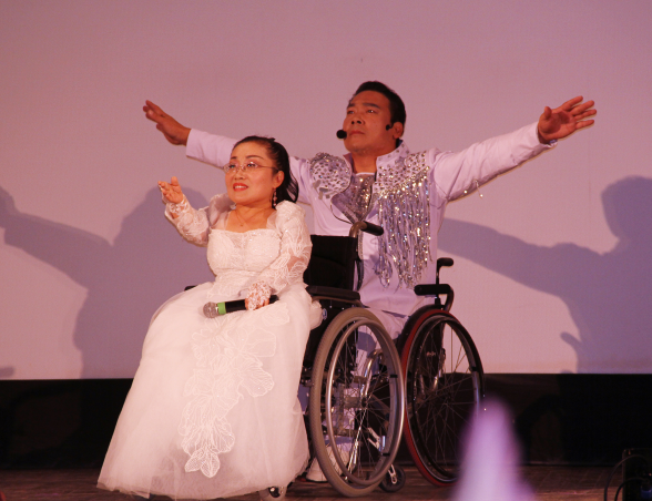 中国国际文化传播中心爱心艺术团参加第二届俄罗斯乌德穆尔特国际残疾人艺术大赛获奖
