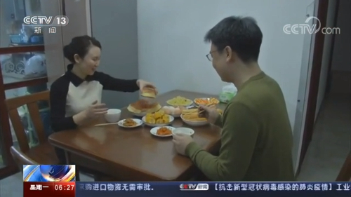 #央视网#致敬医务工作者丨抗非典、支援汶川 这次，他再次请缨支