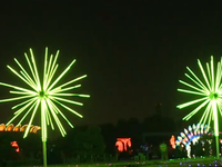 【国庆假期·出游】北京：赏灯夜游 喜庆“双节”