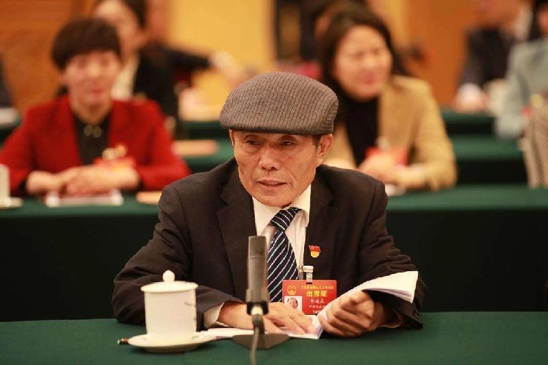 Tổng Bí thư Trung Quốc Tập Cận Bình và những người bạn nông dân Tổng Bí thư Trung Quốc Tập Cận Bình và những người bạn nông dân_fororder_f44d305ea4db20d3ef6d3f