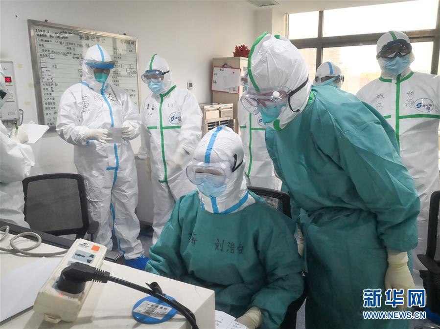 #新华网#海军军医大学医疗队将再开设2个新的病区接收患者