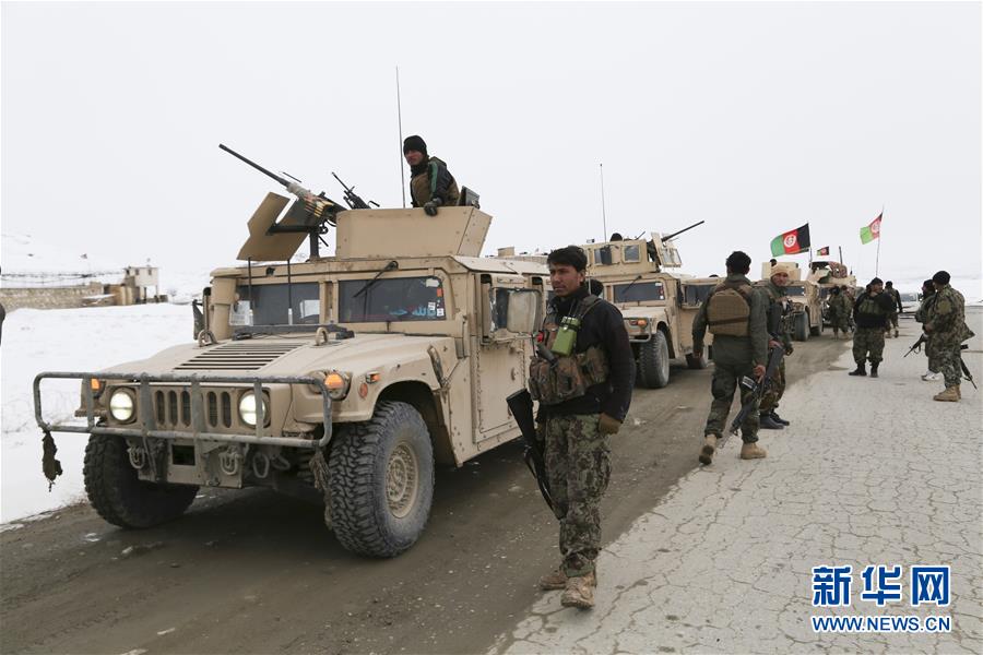 「新华网」一客机在阿富汗坠毁 安全部队出动