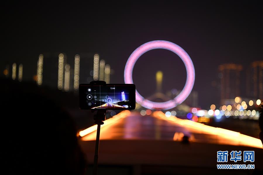 天津:海河夜景灯光璀璨