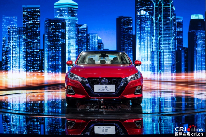 汽车频道【供稿】【热点推荐+资讯】日产智行集大成者 第七代天籁ALTIMA广州车展首秀 汽车频道【供稿】【热点推荐+资讯】日产智行集大成者 第七代天籁ALTIMA广州车展首秀