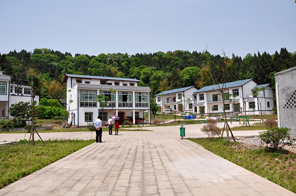 图片默认标题_fororder_响滩村农家新居_副本