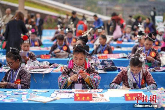 【非遗风采】澳门青少年体验世界非遗侗族大歌 【非遗风采】澳门青少年体验世界非遗侗族大歌