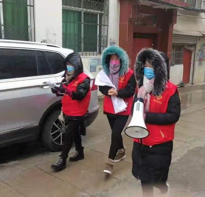 中国网信网：致敬巾帼志愿者！请你们保护好自己！