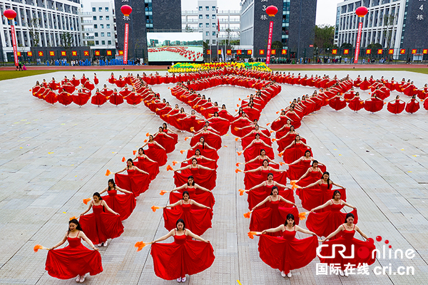 图片默认标题_fororder_7现场精彩演出（摄影-廖志全）