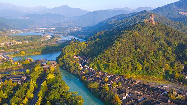 图片默认标题_fororder_都江堰之秋---（摄影-何勃）