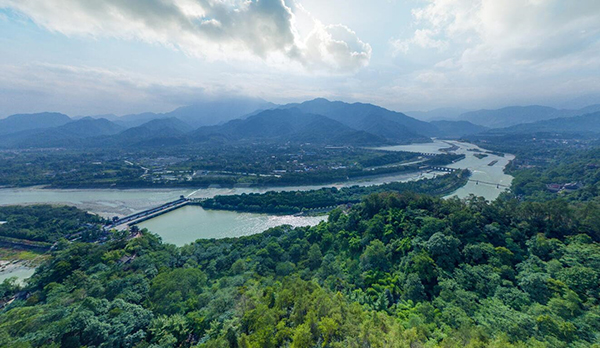 图片默认标题_fororder_都江堰水利工程（都江堰市委宣传部-供图）