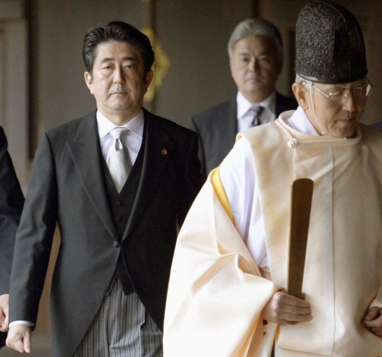 安倍辞职后1个月两次参拜靖国神社 韩国：深感遗憾