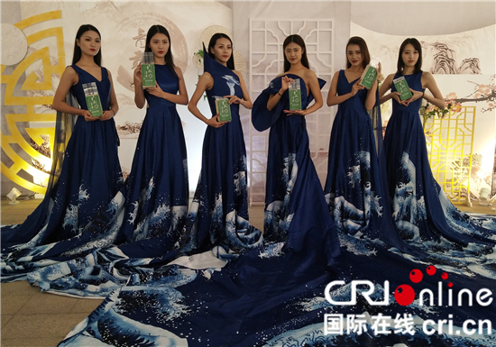 (供稿 三农列表 三吴大地泰州 移动版)东北青龙山青龙贡米产品上市发布会在泰州举行 (供稿 三农列表 三吴大地泰州 移动版)东北青龙山青龙贡米产品上市发布会在泰州举行