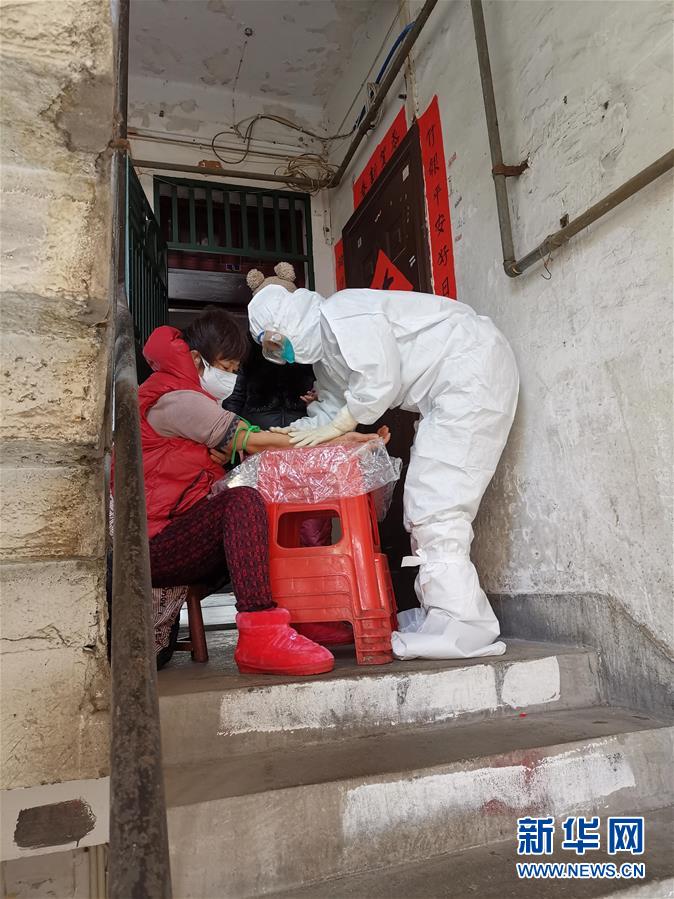 「新华网」战武汉——解放军支援湖北抗击疫情直击