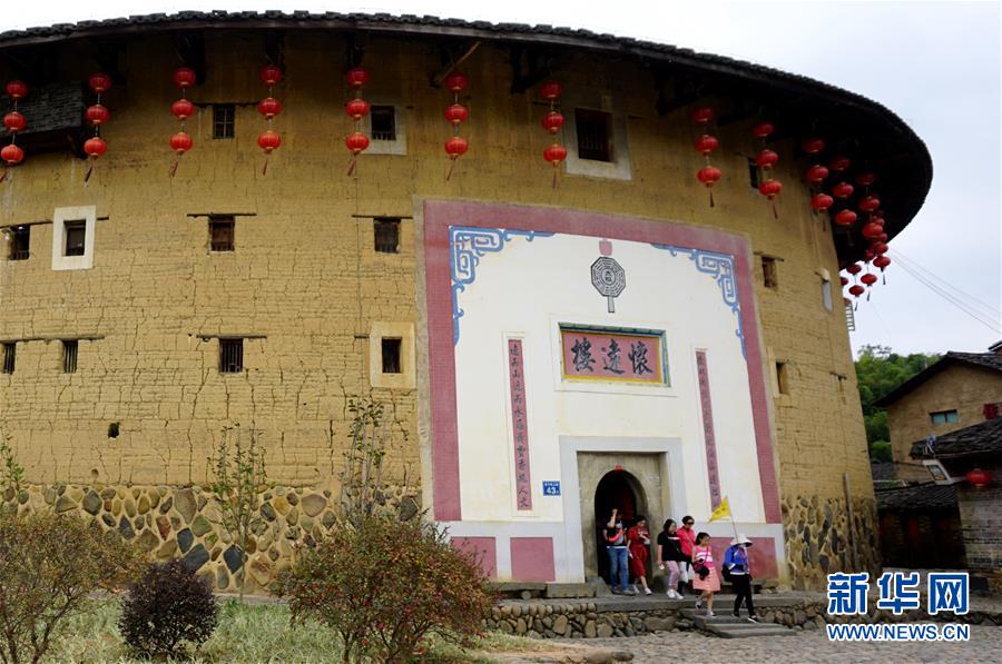 旧土楼变身“金饭碗”：旅游业发展奏响福建山区致富