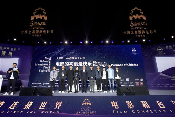 (加急)第七届丝路电影节大师班开讲 徐峥分享对导演工作的理解_fororder_图片9