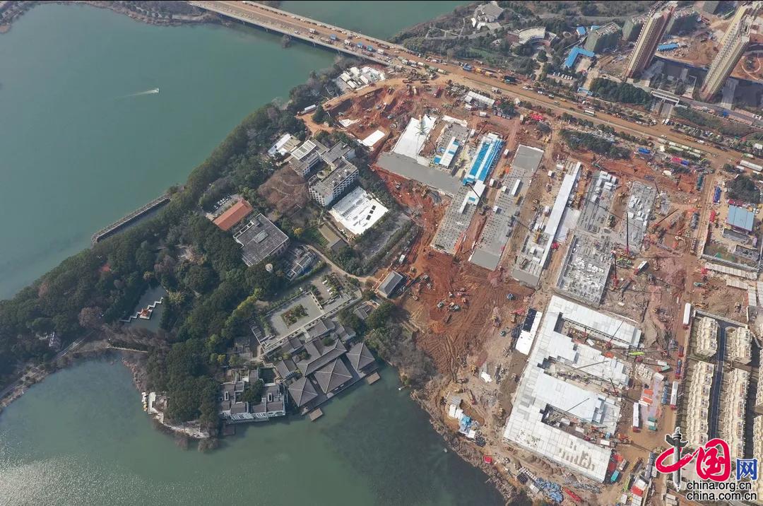 #中国网#【新春走基层】火神山医院全速推进雷神山医院迅疾如雷