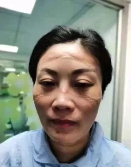 中国军网■这十个疫情前线的“最美瞬间”，让人肃然起敬！