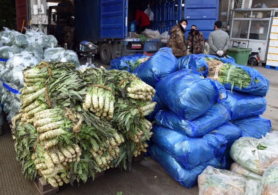 新华社：别抢了，够着呢