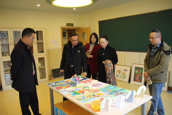 图片默认标题_fororder_进行参观