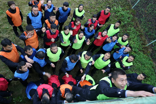 供稿（导航乐山，移动端）乐山警方举办首届全市公安机关110接警员素质培训