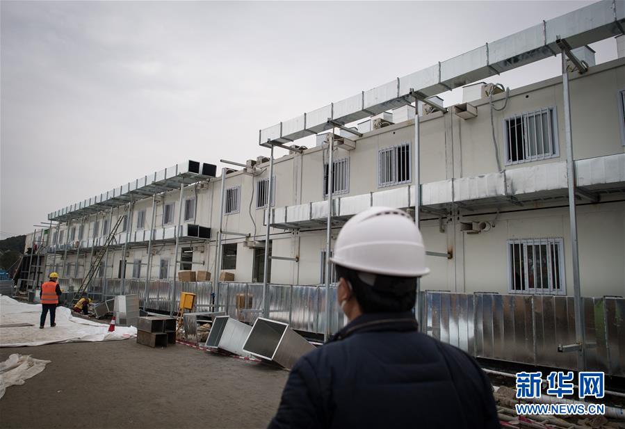 新华网：武汉火神山医院即将完工