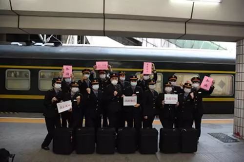 #国际在线#护送你的返程，他们准备好了