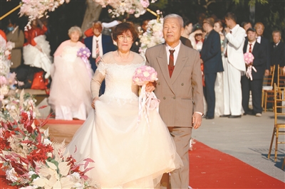 探访沈阳老人晚年生活——幸福的模样