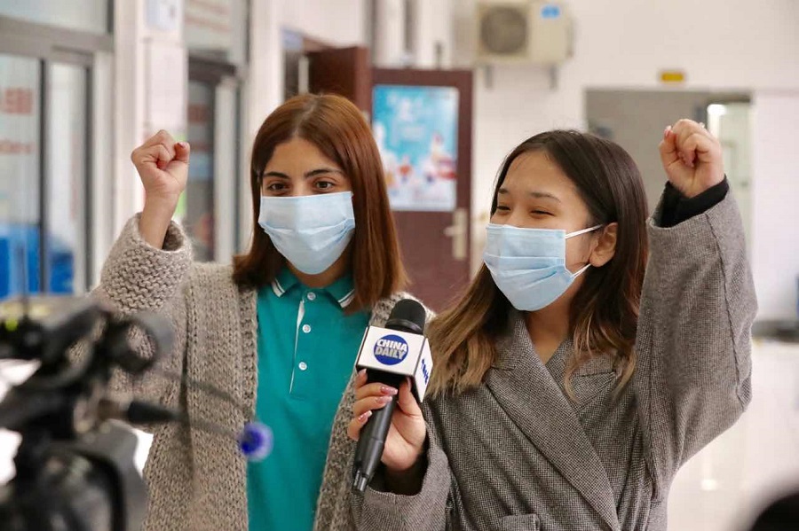 「中国日报网」外国留学生：“武汉，加油！”