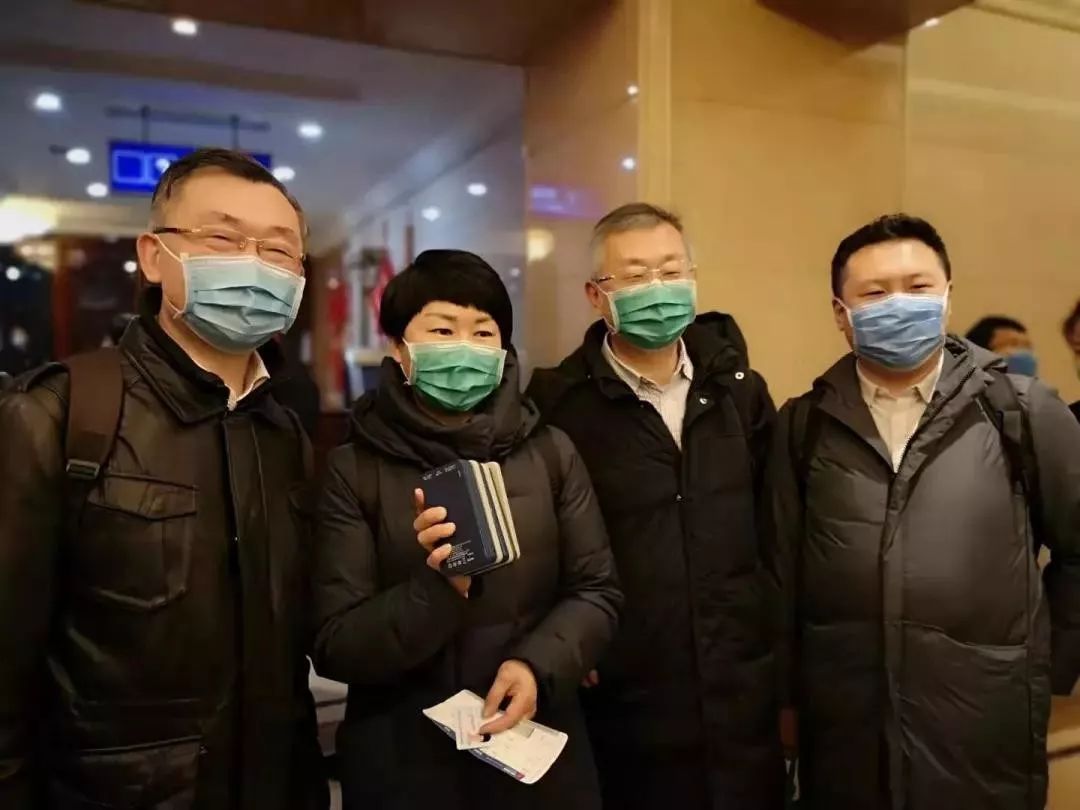 国际在线■【你有多美】援鄂国家医疗队：重症专家团出征武汉