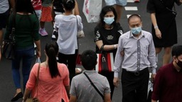 新加坡调查显示：90%员工认为疫情期间须更努力工作才能不失业