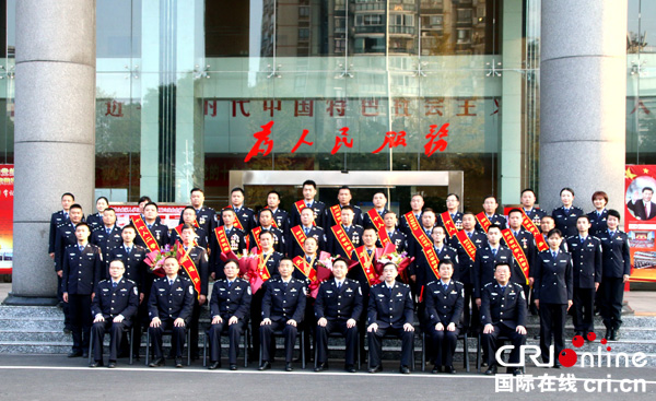 图片默认标题_fororder_合影留念--（摄影-高学兵）