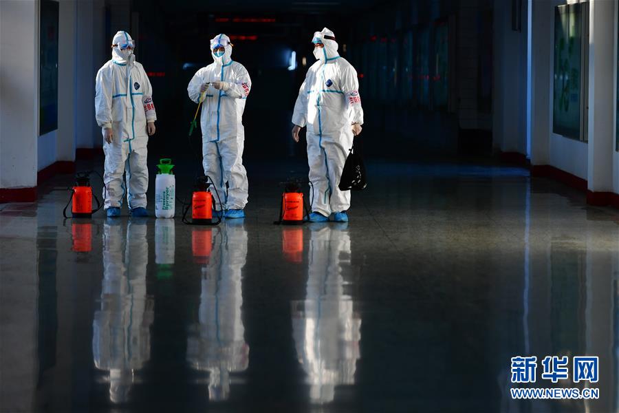 [新华网]严格消毒助旅客安全出行