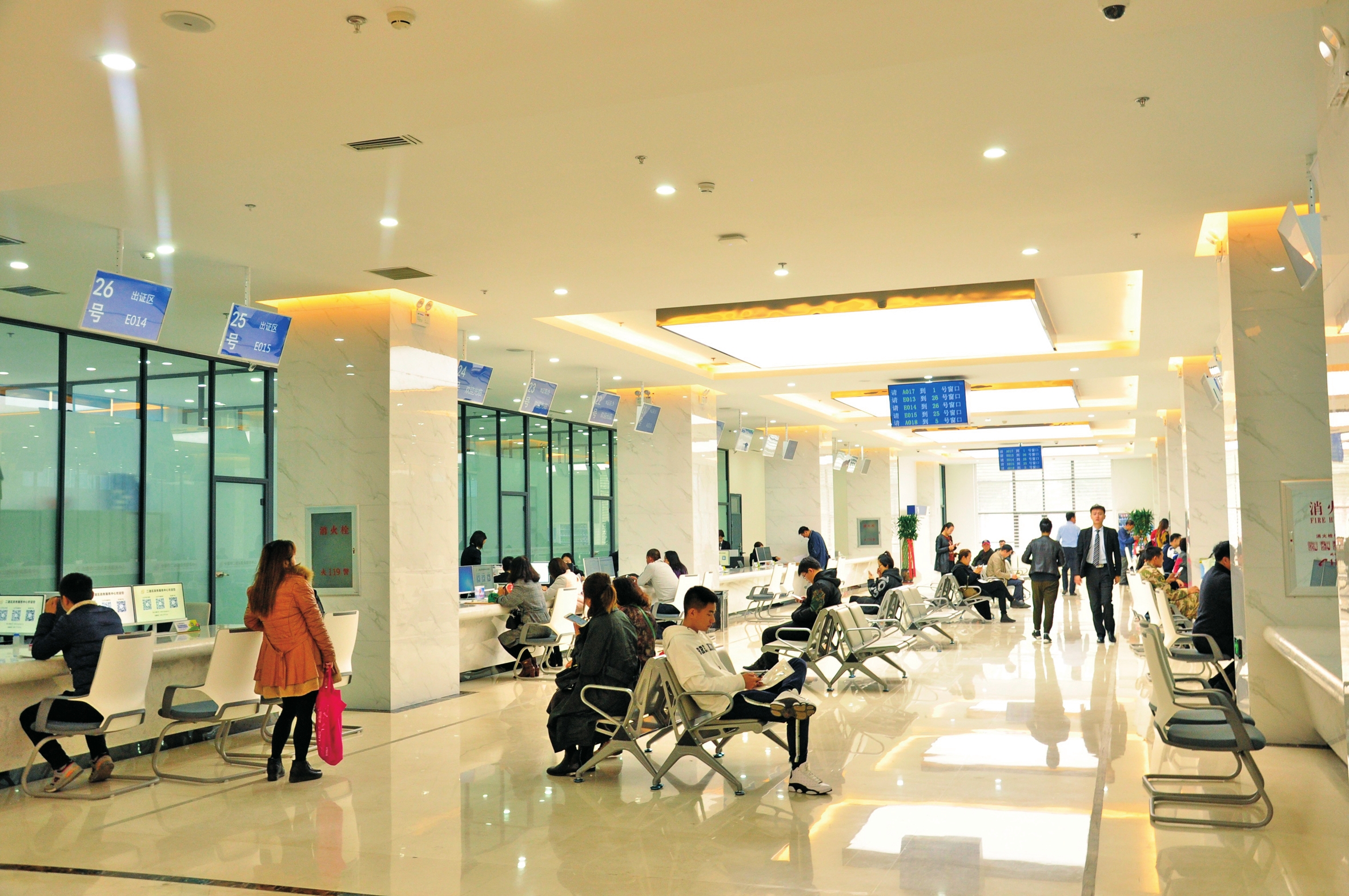 长春市二道区审批服务改革:进一门、走一网、盖一章、跑一次 长春市二道区审批服务改革:进一门、走一网、盖一章、跑一次