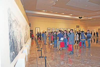 中国大城市专业画院优秀作品联展在济南举办