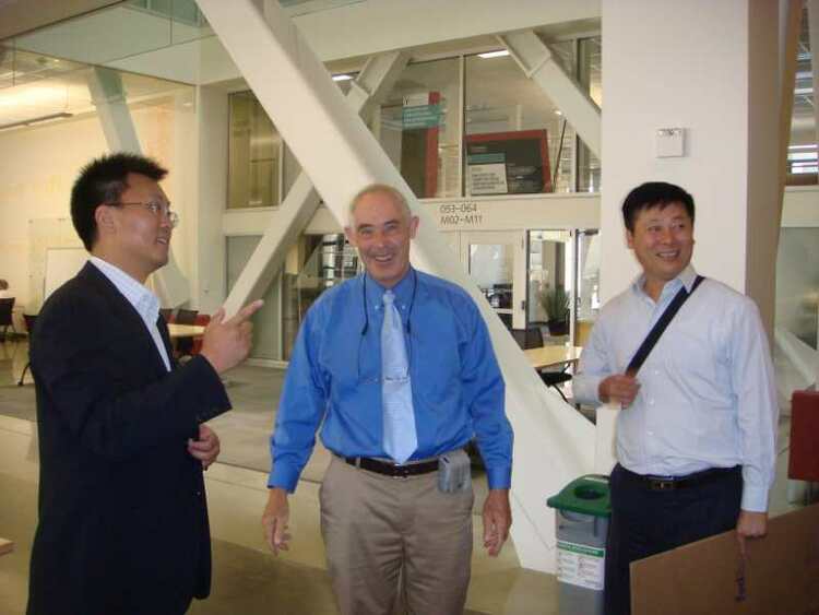 施文进:退役老兵的奋斗之路越走越宽