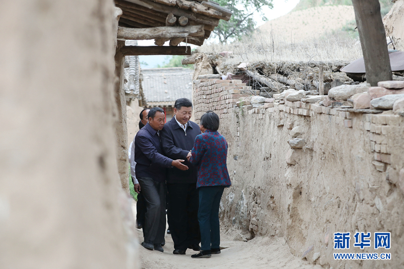 ‘สี จิ้นผิง’ : ผู้บัญชาการสงครามขจัดความยากจนของจีน_fororder_图片3