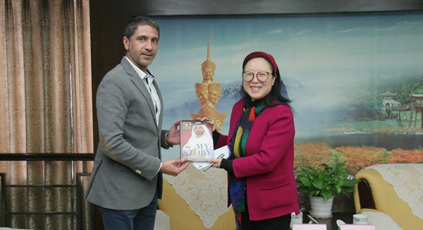 通告（导航成都 移动端）迪拜“拥抱中国”执行委员会梁晓茜一行访问四川省文化和旅游厅