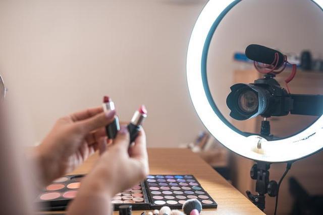 吃食野生动物的视频和直播行为将被严肃查处_fororder_a_504560974599024640