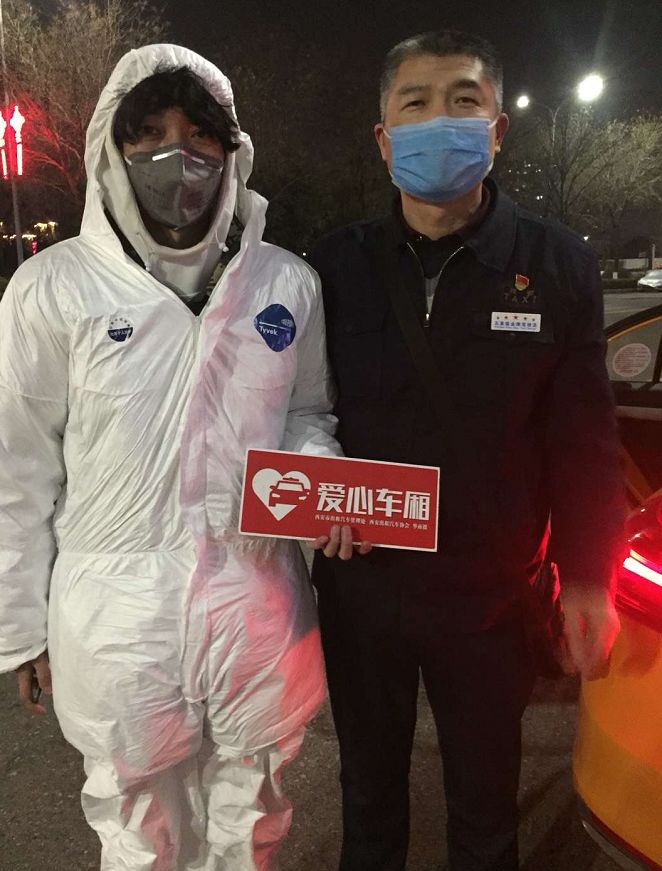 「中国文明网」停不下的出租车，西安的哥南国望的战“疫”生活