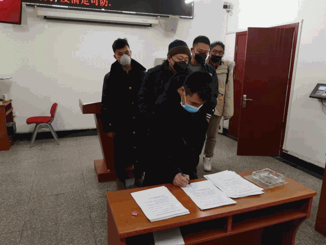 [国际在线]曾经世界保护了我，如今换我保护世界